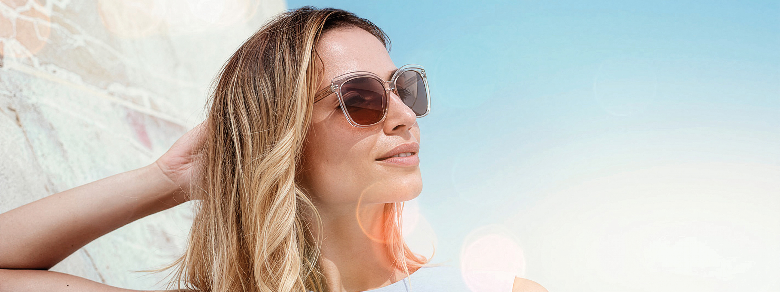 Frau mit Sonnenbrille